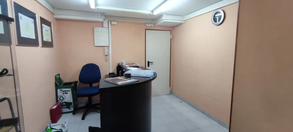 OFICINA EN BASES DE MANRESA