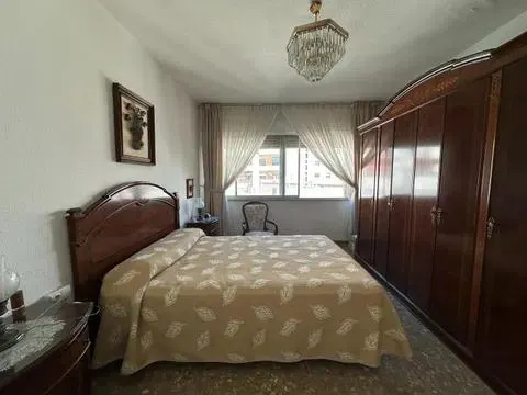 Piso Céntrico con plaza de garaje incluida en el precio — 6