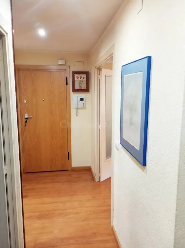 Se vende un piso estupendo en una zona perfecta de Valencia  - foto 3