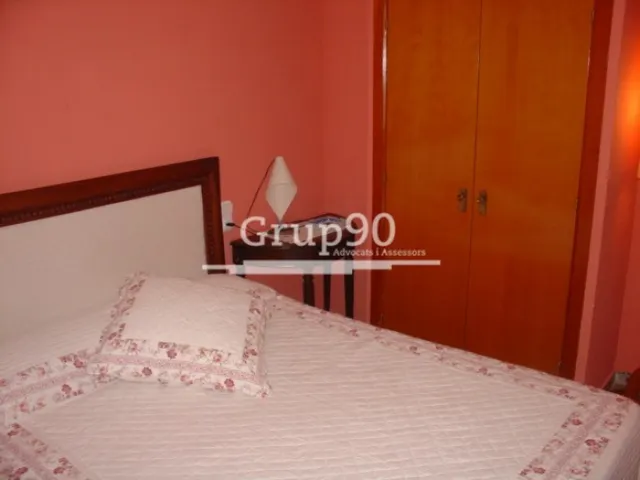 Hostal-Restaurante en la plaza del pueblo — 15