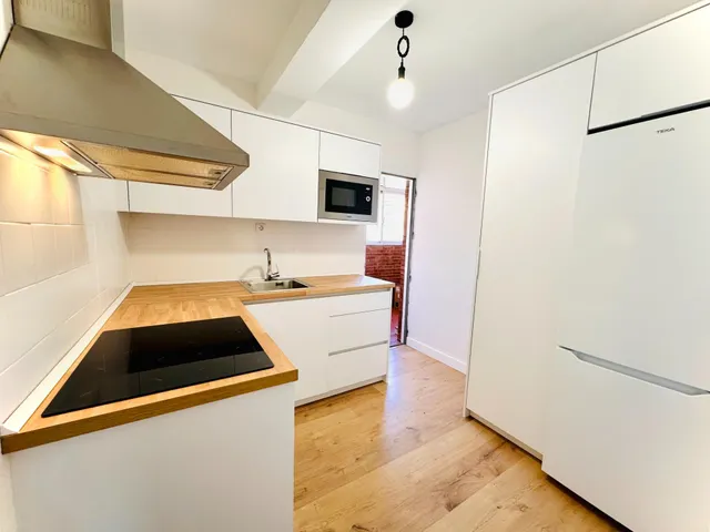 Habitación 4 habitaciones 101m² en alquiler - Alcampo — 12