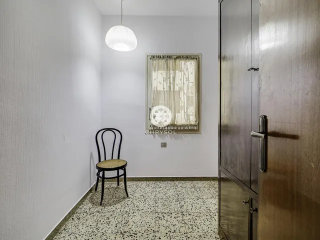 Piso en venta junto a Sagrada Familia. — 24