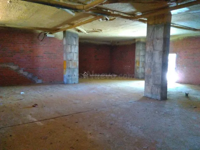 Local comercial 180m² en alquiler - R-66 - foto 4
