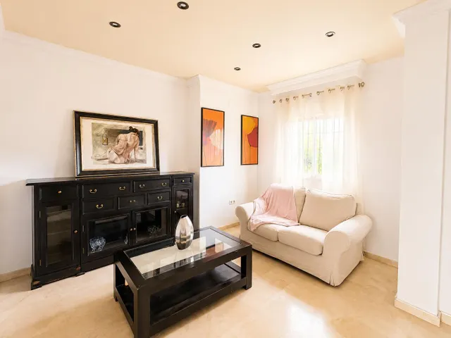 Vivienda unifamiliar  en urbanizacion "Cortijo de la Loma" amueblada y lista para entrar a vivir — 6