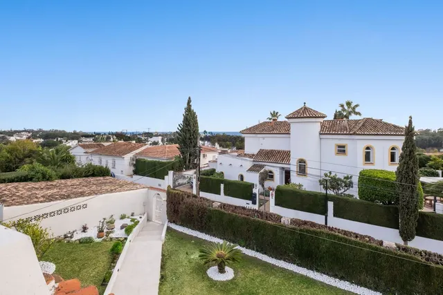 Chalet 4 habitaciones 273m² en venta - Marbella — 26