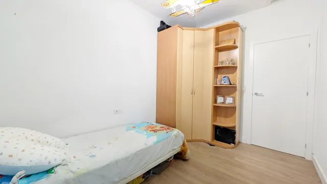 ¡TU NUEVO HOGAR EN TRAVALÓN TE ESPERA! PLANTA BAJA CON  GARAJE, TRASTERO Y TOTALMENTE EQUIPADA! — 43