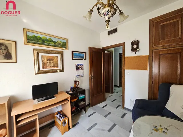 VIVIENDA JUNTO A LOS MINISTERIOS CON GARAJE Y TRASTERO — 17