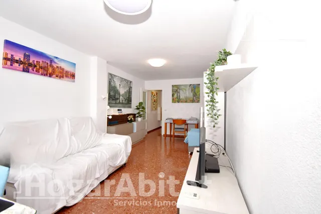 Confort y luminosidad en este piso exterior con garaje y ascensor — 2