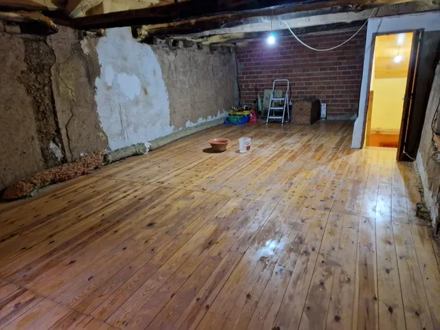 SE VENDE CASA EN MORILA DE LOS OTEROS, PARCELA CON 553 M2, P - foto 4