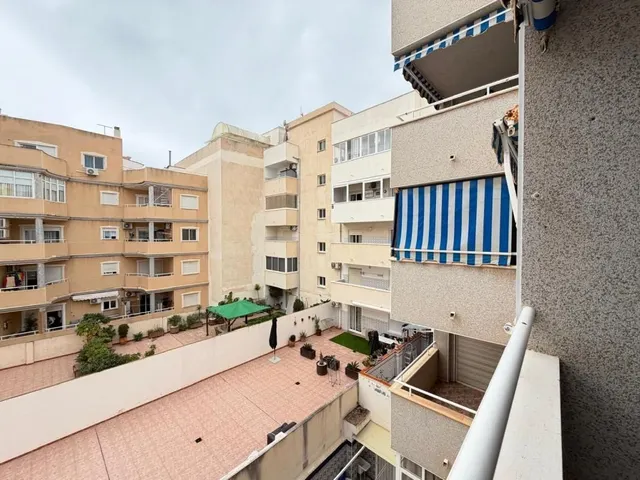 Apartamento 2 habitaciones 69m² en venta - Estacion de autobuses — 28