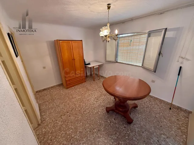 REF: C123 GRUPO INMOTEKA INMOBILIARIA VENDE PISO BAJO ZONA P - foto 5