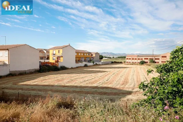 A4980J1. ¿Estás buscando terreno para invertir? ¡ ¡ Lo has encontrado!! Solar urbano con 3.441m2 — 3