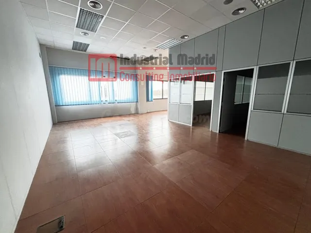 Oficina en alquiler o venta en Coslada - foto 2