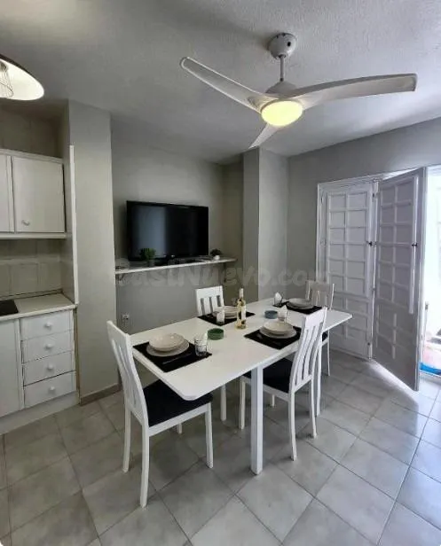 APARTAMENTO TODO EL AÑO EN RESIDENCIAL CON PISCINA — 3