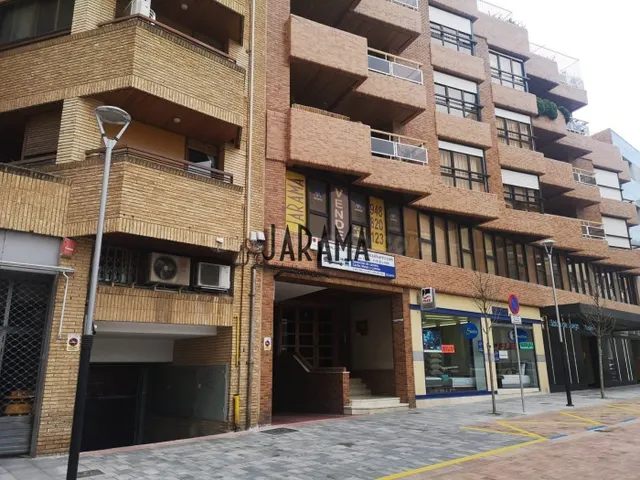 ENTREPLANTA COMERCIAL EN CENTRO DE TUDELA - foto 2