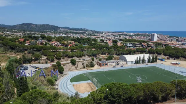 Parcela para construïr una casa de 680m2 con vistas al mar — 4