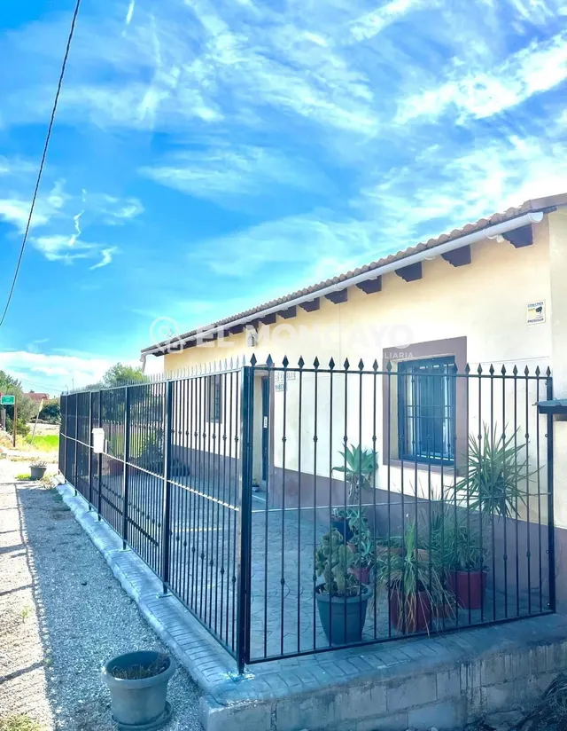Fantástica finca rústica con piscina privada e instalaciones para caballos junto al Parc Natural del Fond en Dolores, Alicante — 12