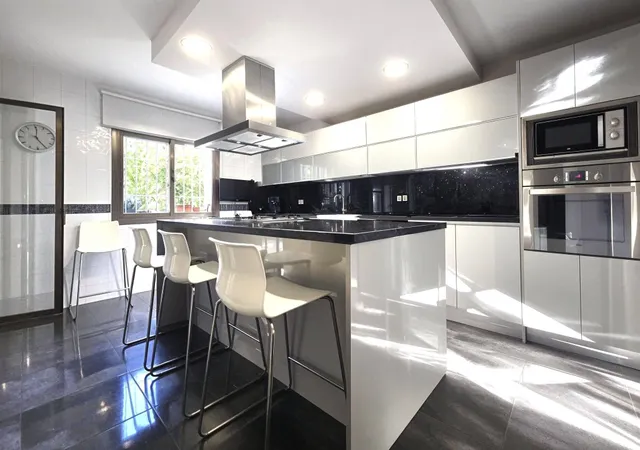 Elegancia y amplitud en Cambrils - LA DORADA - posiblemente la mejor zona residencial frente al mar de la Costa Dorada. — 25