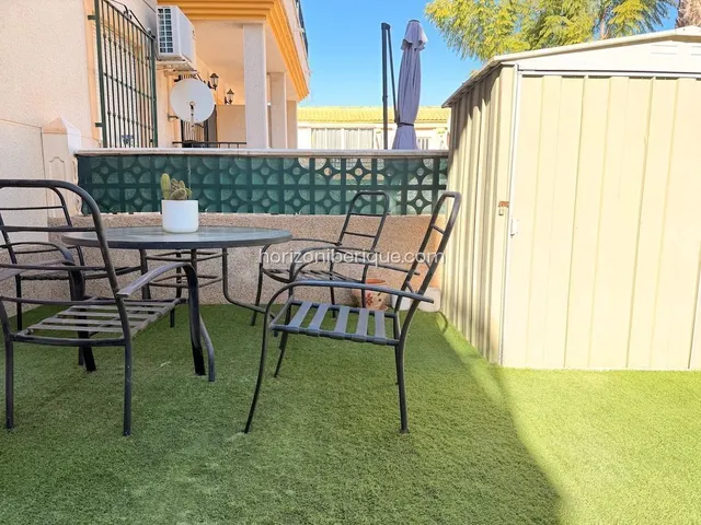 Bungalow en planta baja en venta en Villamartín - Orihuela C - foto 3