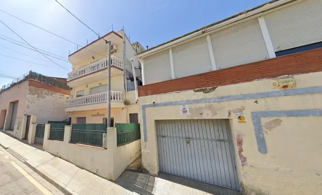 MARAVILLOSO PISO en Sant Vicenç dels Horts (Barcelona). - foto 3