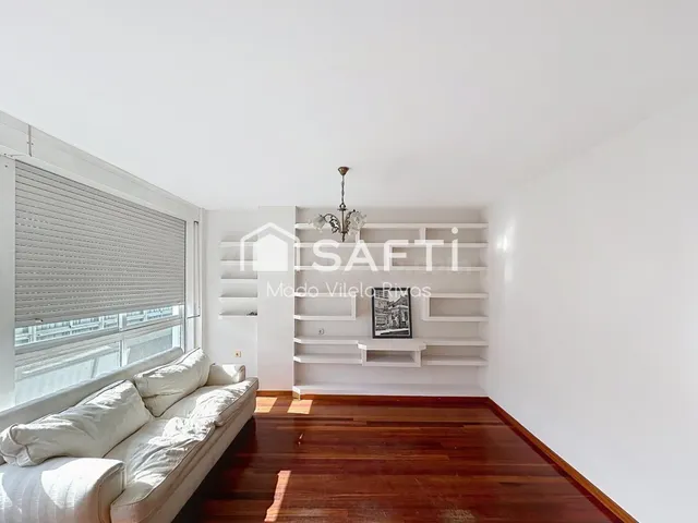Vivienda en el centro de Padrón, ubicada en una de las zonas - foto 2
