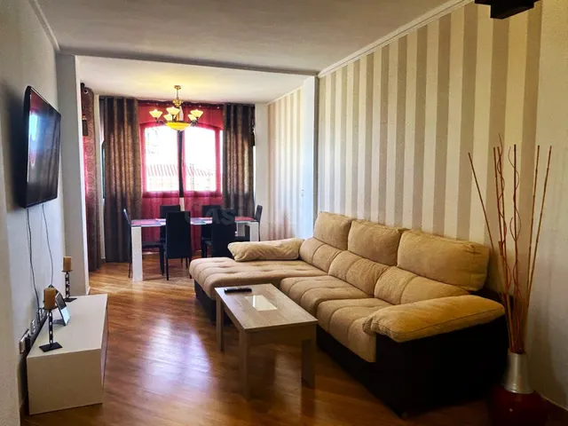 Apartamento en Albamar con 2 dormitorios y solárium