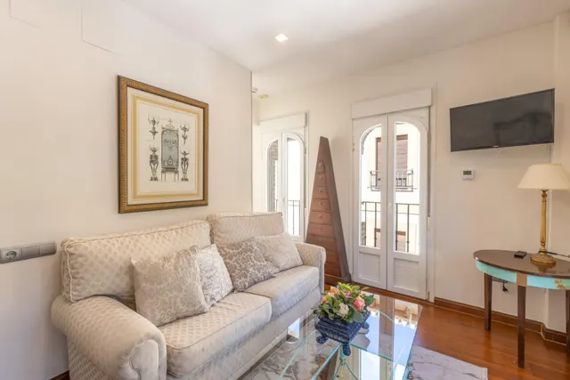¡CASA CON ENCANTO Y VISTAS EN PLENA PLAZA DE SANTO DOMINGO... EN EL EMBLEMÁTICO BARRIO DEL REALEJO! — 17