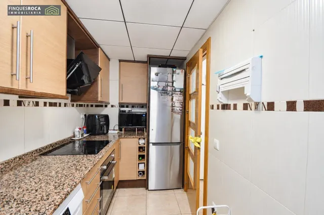 **AMPLIO PISO DE 3 habitaciones CON BALCÓN Y TERRAZA EN LA RÀPITA** — 14