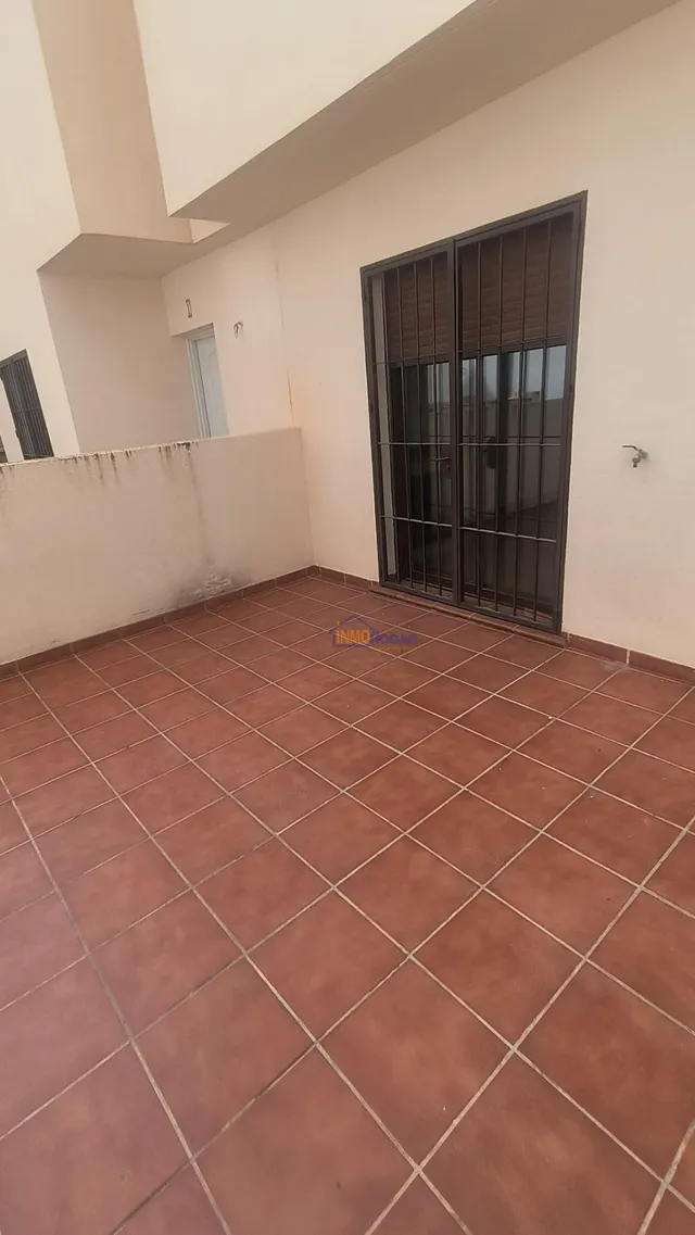 Amplio Adosado en el Corazón de Fondon por solo €125,000 — 30