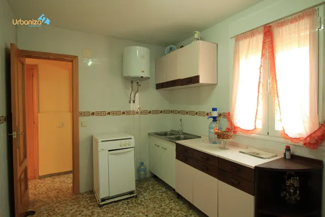 PARCELA CON VIVIENDA EN BOTOA, TODO ESCRITURADO, HIPOTECABLE — 17