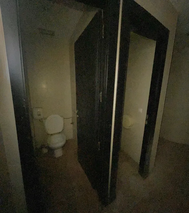 Local comercial en Obispo Benlloch — 37