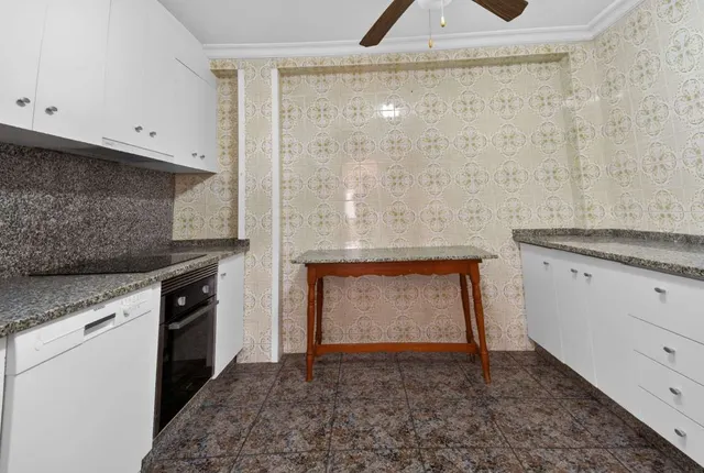 Villa 5 habitaciones 256m² en venta - LA PUNTICA — 31