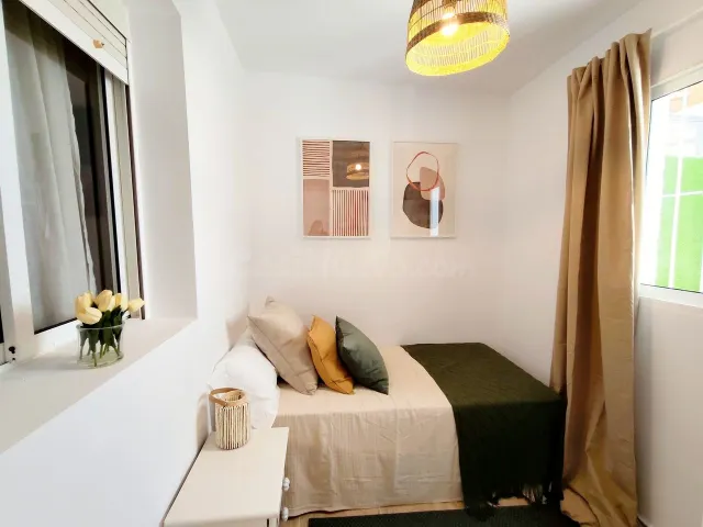 Casa 3 habitaciones 95m² en venta - La Zenia — 25