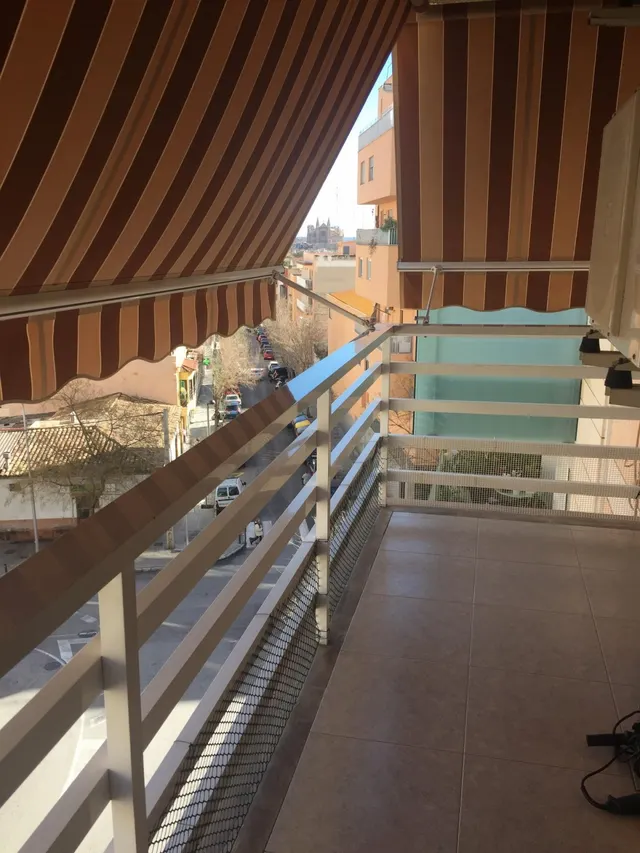 Ático ideal para invertir en zona Mercat del Tenis. — 2