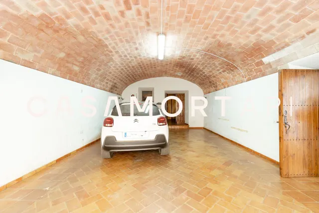 Casa señorial en venta en Torroella de Montgrí - foto 2