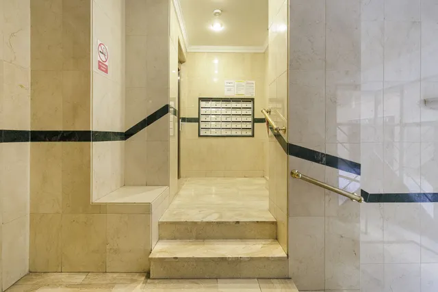 Apartamento reformado en ubicación privilegiada — 13