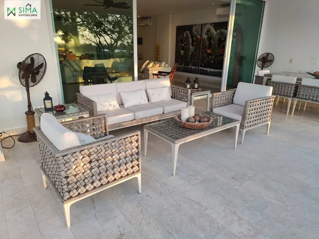 Exclusiva Residencia con Ubicación Privilegiada - Con Campo  - foto 2