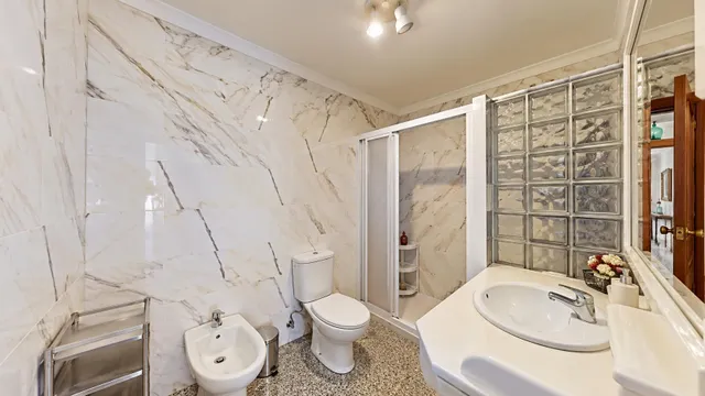 Exclusivo piso todo exterior en Laguna Beach, Torrox — 10