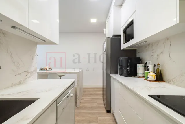 Piso listo para entrar a vivir con piscina comunitaria en la maternitat i sant ramón — 8