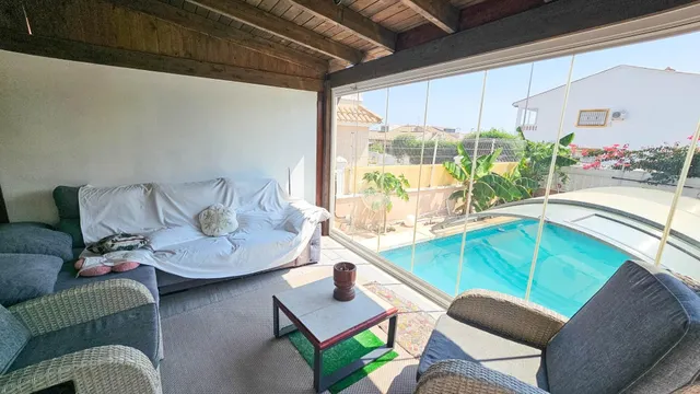 se vende un chalet de 3 dormiotrios en parcela con piscina p - foto 2