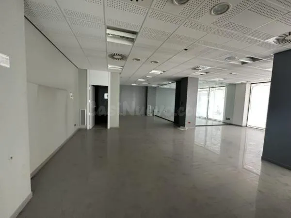 Local comercial — 4