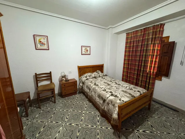 CASA CON EXCELENTES VISTAS EN EL CASCO ANTIGUO DE LLIRIA — 18