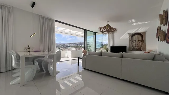 Ático 3 habitaciones 134m² en venta - Zona Las Mesas - foto 4