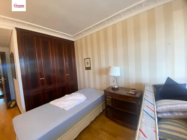 En Burgos. Avda. Arlanzón. Espectacular piso de cuatro dormitorios. Orientación sur — 17