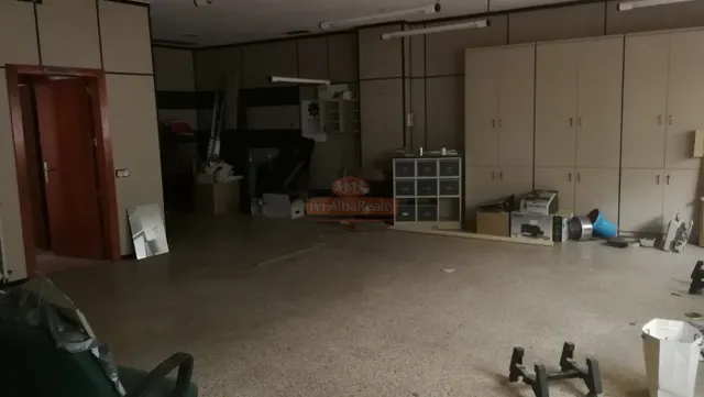 OCASION! SE ALQUILA GRAN ENTREPLANTA CON DIVERSOS DESPACHOS Y OFICINAS, EN EL CORAZON DE ALBACETE — 25