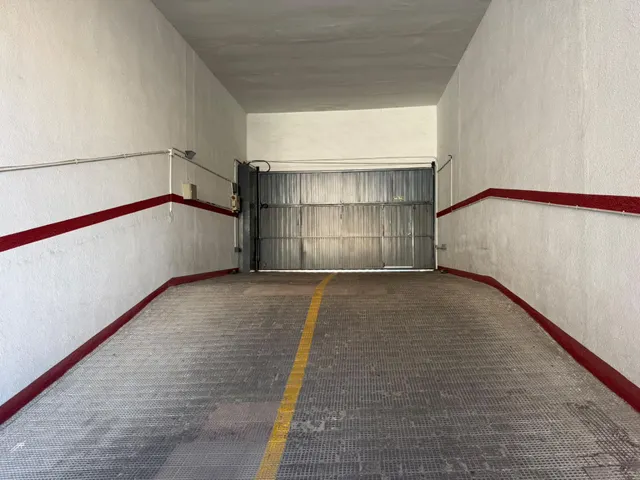 Plaza de garaje en venta – comodidad y fácil acceso en una ubicación privilegiada — 7