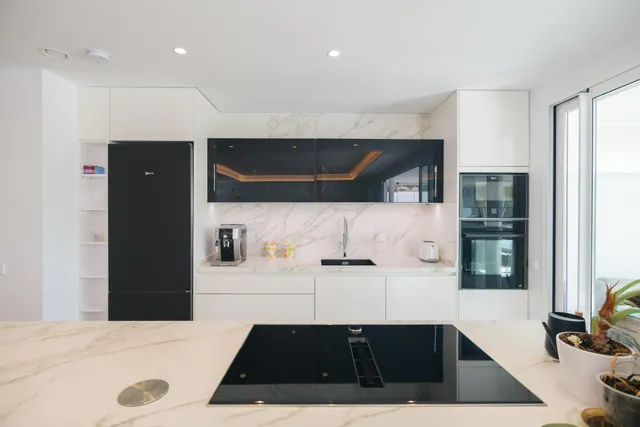 Impresionante vivienda de lujo en Benalmádena con vistas infinitas al Mediterráneo — 18