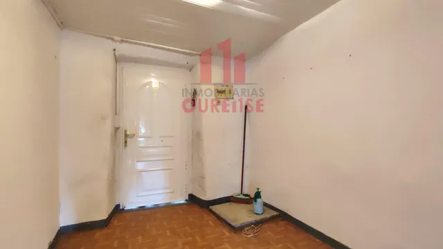 CASA PARA REFORMAR CON PARCELA DE MÁS DE 2000 METROS EN LA ZONA DE LA RESIDENCIA, PRÓXIMA AL HOSPITAL. — 31