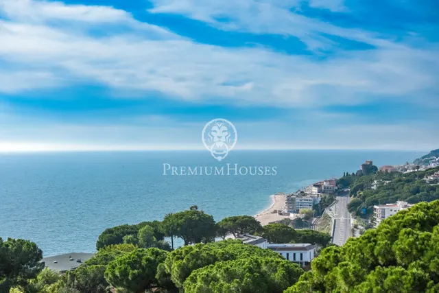 En venta la casa más original y con las mejores vistas de toda la Costa de Barcelona. — 42