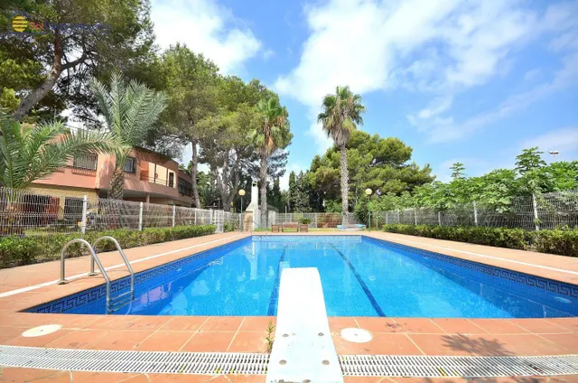 Extraordinaria VILLA en Los Balcones - Torrevieja — 28
